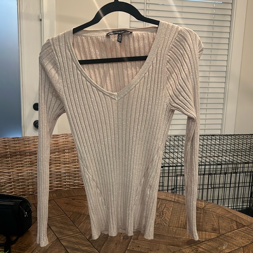 Fitted White House Black Market top Medium